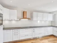 Недвижимость Apartment 5 rooms: 4