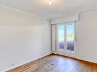 Недвижимость Apartment 5 rooms: 7