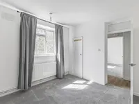 Недвижимость Strasburg Road: 7