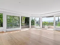 Недвижимость Apartment 6.5 rooms: 4