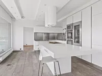 Недвижимость Apartment 6.5 rooms: 7