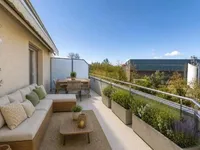 Недвижимость Apartment 5 rooms: 2