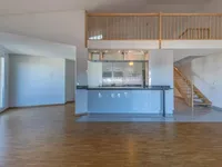 Недвижимость Apartment 5 rooms: 4