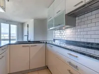Недвижимость Apartment 5 rooms: 6