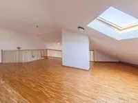 Недвижимость Apartment 5 rooms: 10