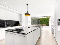 Недвижимость Single house 10 rooms: 4