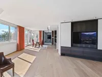 Недвижимость Apartment 7 rooms: 6