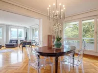 Недвижимость Apartment 8 rooms: 4