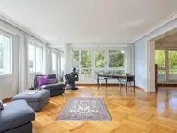 Недвижимость Apartment 8 rooms: 5