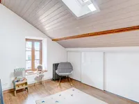 Недвижимость Bifamiliar house 7.5 rooms: 9