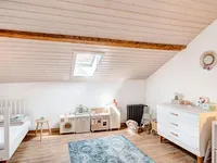 Недвижимость Bifamiliar house 7.5 rooms: 10