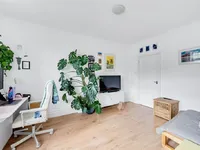 Недвижимость Churchfield Road: 8