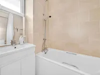 Недвижимость Derbyshire Street: 4