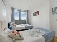 Недвижимость Gallery Apartments, 331 Commercial Road: 2