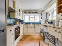Недвижимость Burnaby Street: 13