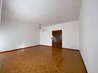 Недвижимость Трёхкомнатная на первом этаже: 5