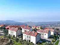 Недвижимость Квартира с четырьмя комнатами в Коломбан Бринистра.: 18