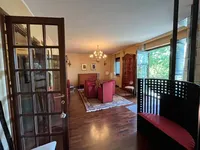 Недвижимость Four-room apartment in the City Center: 8