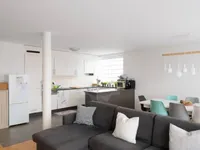 Недвижимость Apartment 5 rooms: 3