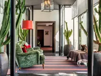 Недвижимость Single house 20 rooms: 6