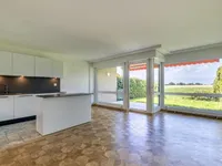 Недвижимость Apartment 3 rooms: 2