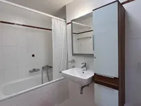 Недвижимость Apartment 4 rooms: 8