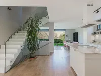 Недвижимость Single house: 6