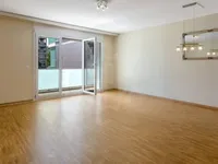 Недвижимость Apartment 5 rooms: 2