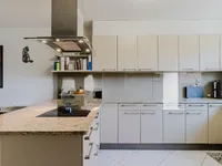 Недвижимость Bifamiliar house 6 rooms: 5
