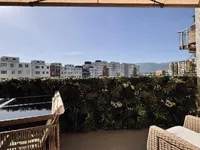 Недвижимость Apartment 4 rooms: 2