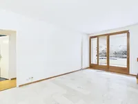 Недвижимость Apartment 3 rooms: 6