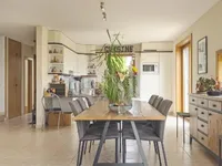 Недвижимость Single house 12 rooms: 6