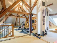 Недвижимость Single house 18 rooms: 9