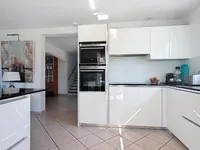 Недвижимость Single house 5 rooms: 6