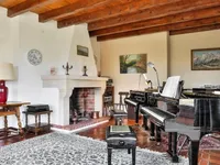 Недвижимость Single house 7 rooms: 5