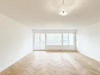 Недвижимость Apartment 3 rooms: 2