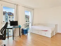Недвижимость Apartment 4 rooms: 7