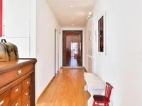 Недвижимость Apartment 4 rooms: 10