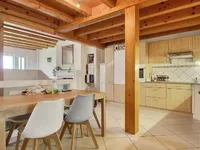 Недвижимость Single house 7 rooms: 2