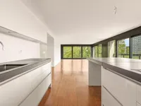 Недвижимость Apartment 9 rooms: 6