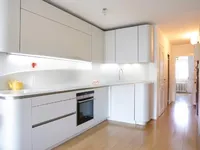 Недвижимость Apartment 4 rooms: 2