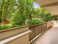 Недвижимость Apartment 4 rooms: 3