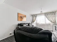 Недвижимость Dorset Road, Oval: 9