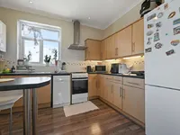 Недвижимость Nightingale Road, London, 4: 8