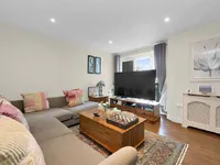Недвижимость Bromyard Avenue: 16