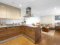 Недвижимость Bromyard Avenue: 17