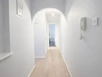 Недвижимость —: 10