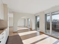 Недвижимость Apartment 4 rooms: 1