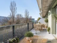 Недвижимость Apartment 4 rooms: 10