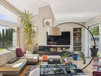 Недвижимость Single house 9 rooms: 2